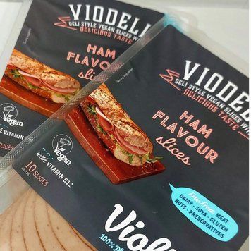 Ковбаса з рослинної сировини Viodeli зі смаком шинки, 100 г MV-003 фото